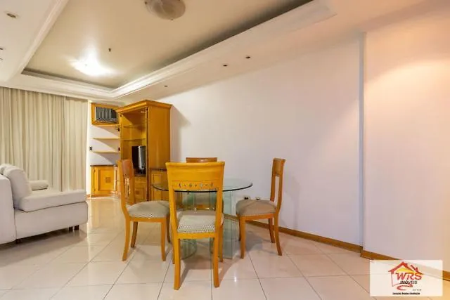 Manhattan PlazaHotel Em